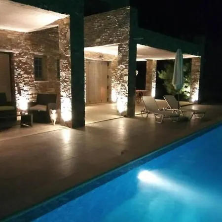 Aegean Blue Luxury With Pool 3* Trikovilon