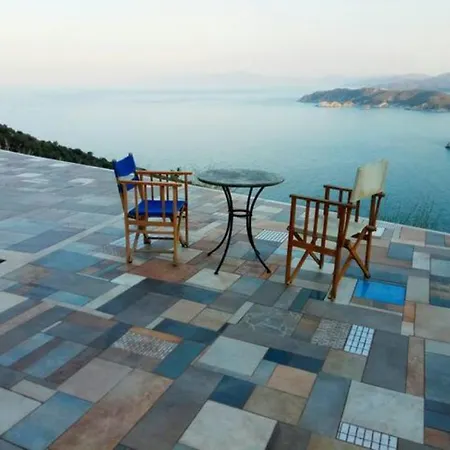 Gasthuis Aegean Blue Luxury With Pool Trikovilon